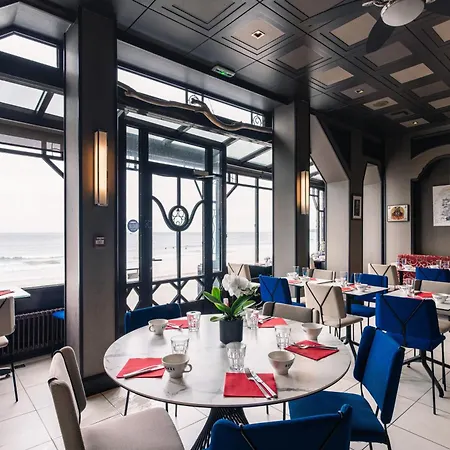 Ambassadeurs Logis Hotel